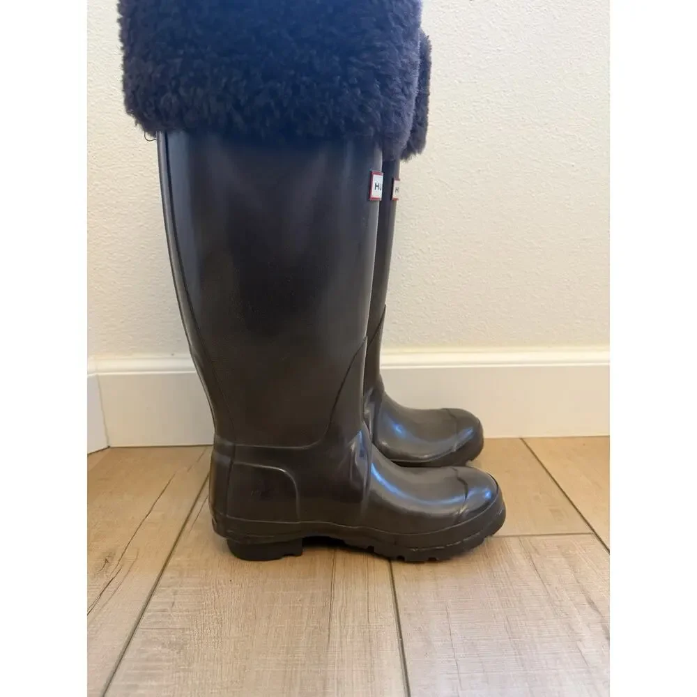 Hunter Original Tall Rain Boots Brown Teddy Outside Womens 5 / Mens 4